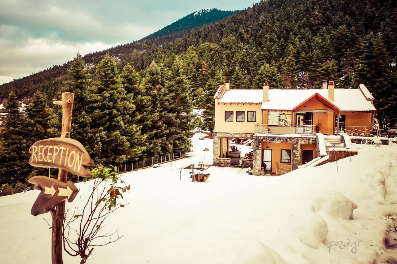 Natura Hotel Вітіна Екстер'єр фото