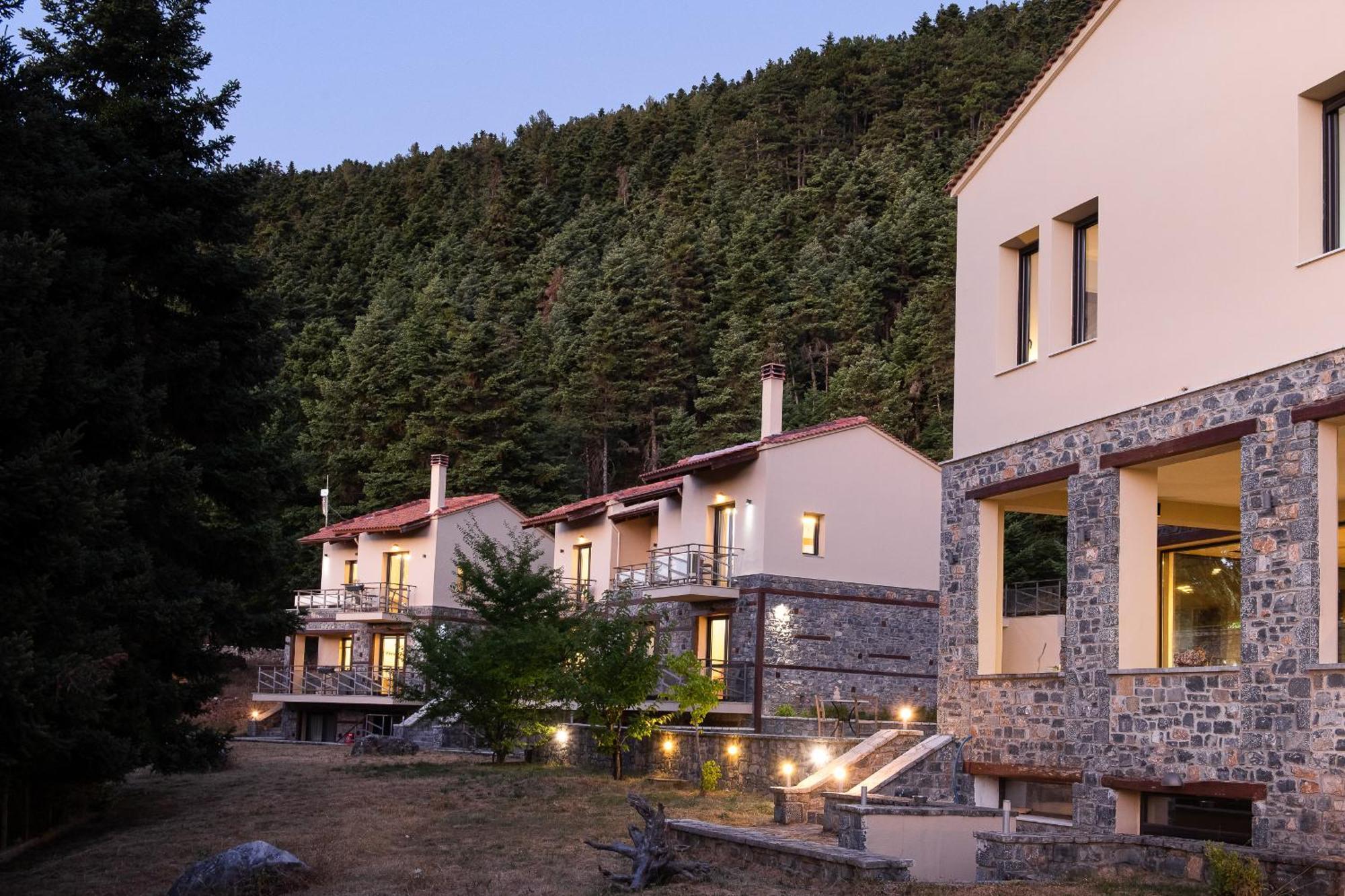 Natura Hotel Вітіна Екстер'єр фото